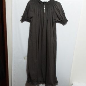 QUINCE Charcoal Gray Swiss Dots Ruched Puff Sleeve& Neckline Dress